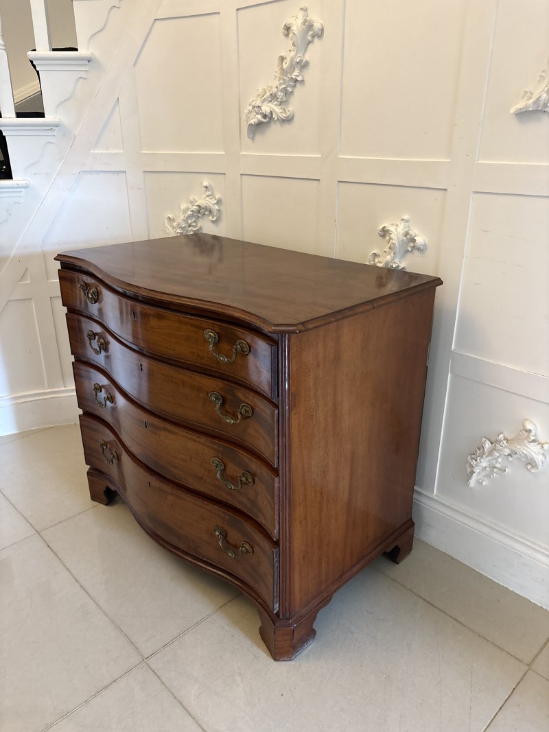 Antique 18th Century Georgian Mahogany Serpentine Chest of Four Drawers - Image 8