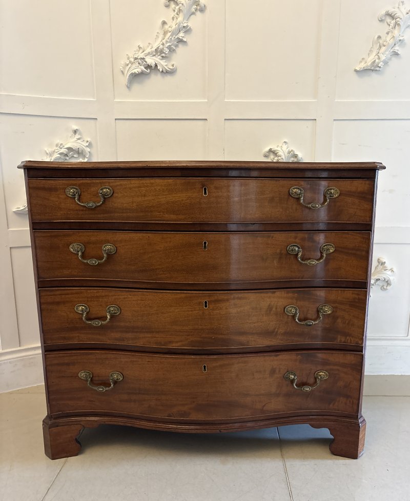 Antique 18th Century Georgian Mahogany Serpentine Chest of Four Drawers