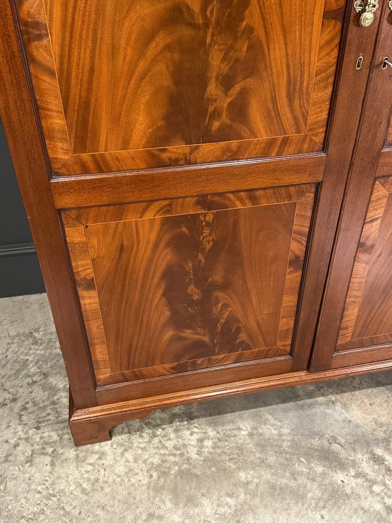 Georgian Style Mahogany Wardrobe - Image 4