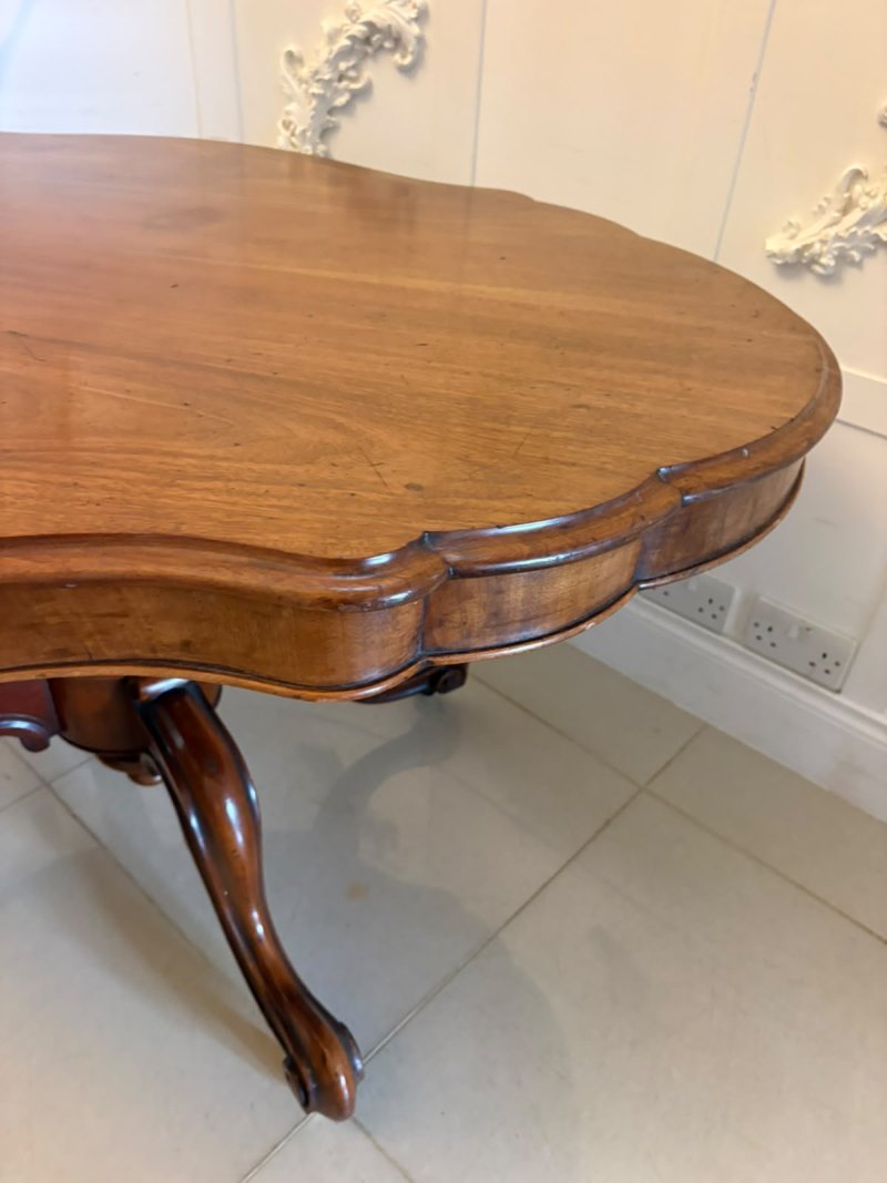 Antique Victorian Figured Mahogany Serpentine Tilt-Top Dining Centre Table - Image 6