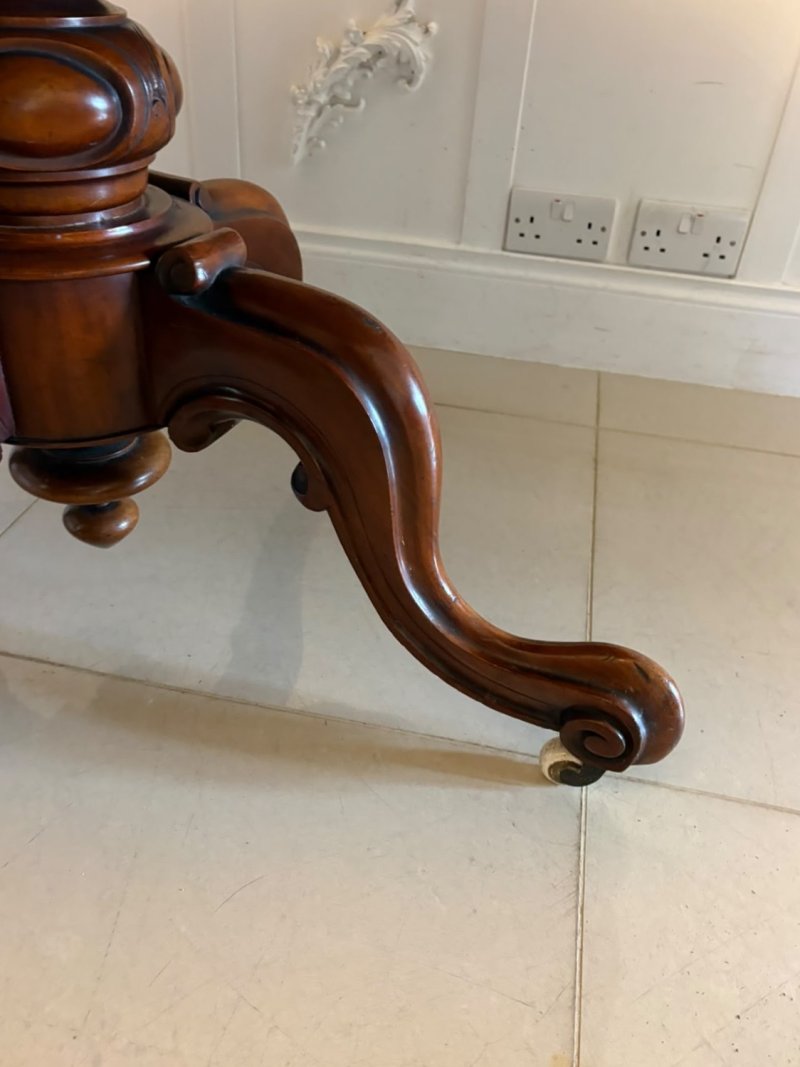 Antique Victorian Figured Mahogany Serpentine Tilt-Top Dining Centre Table - Image 11