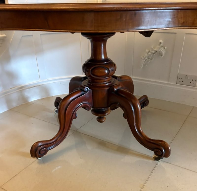 Antique Victorian Figured Mahogany Serpentine Tilt-Top Dining Centre Table - Image 10