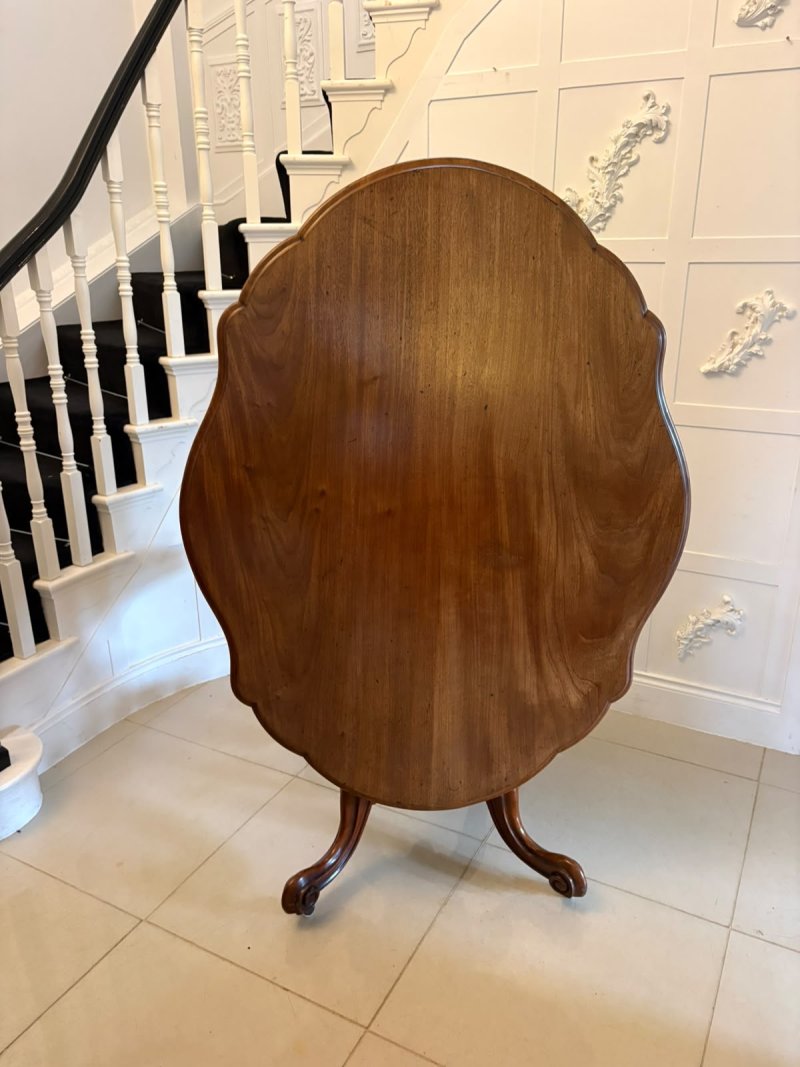 Antique Victorian Figured Mahogany Serpentine Tilt-Top Dining Centre Table