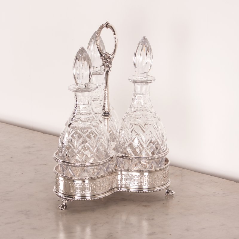Victorian Walker & Hall Silver Plated Tantalus - Image 3