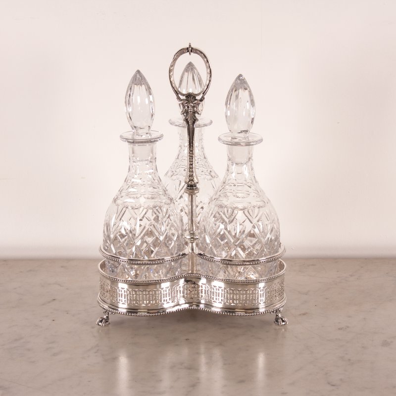 Victorian Walker & Hall Silver Plated Tantalus - Image 5
