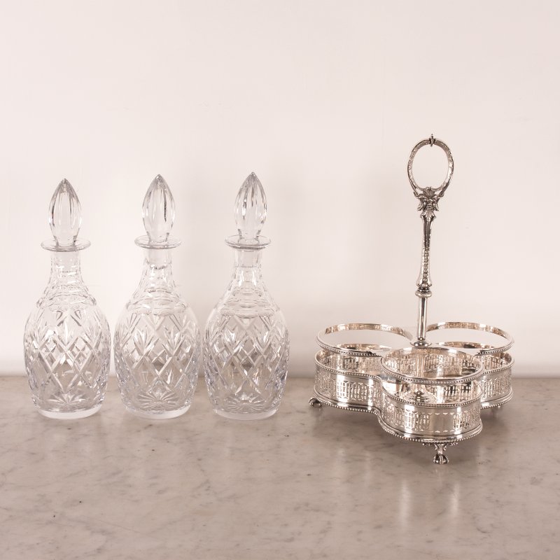 Victorian Walker & Hall Silver Plated Tantalus - Image 7