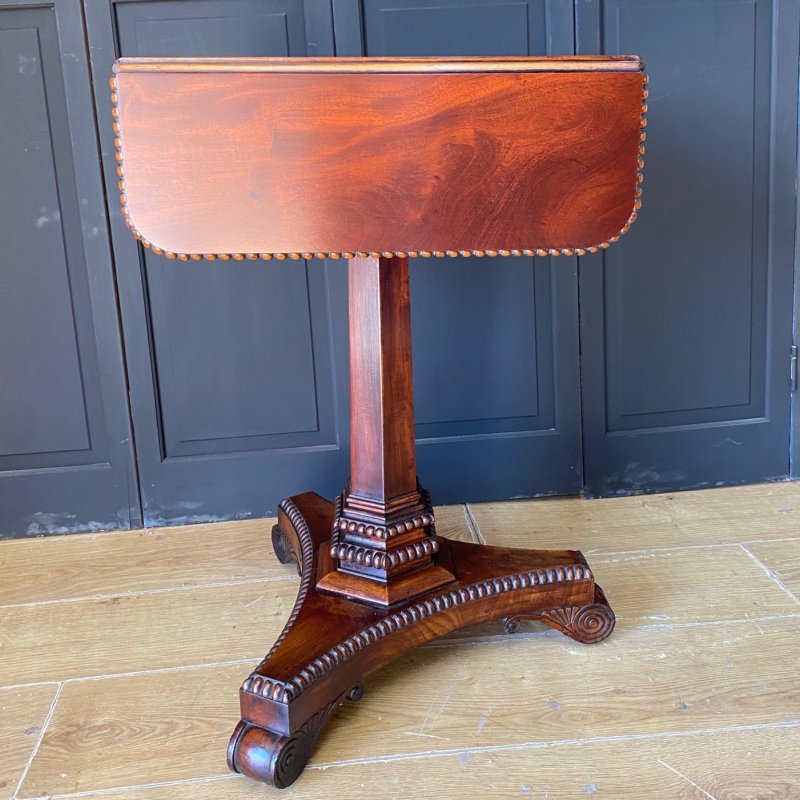 W IV mahogany pedestal side table - Image 6