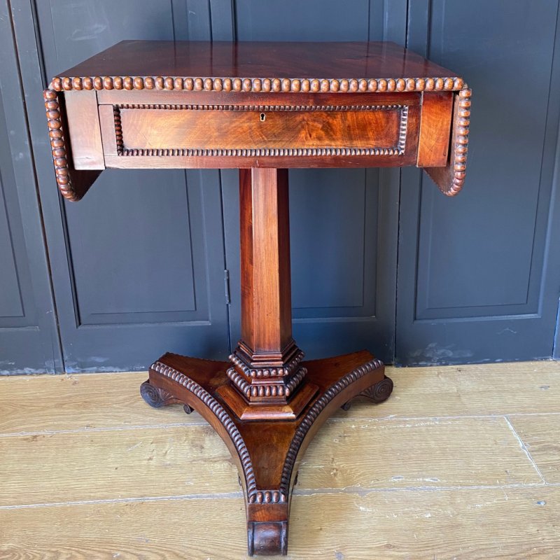 W IV mahogany pedestal side table - Image 7
