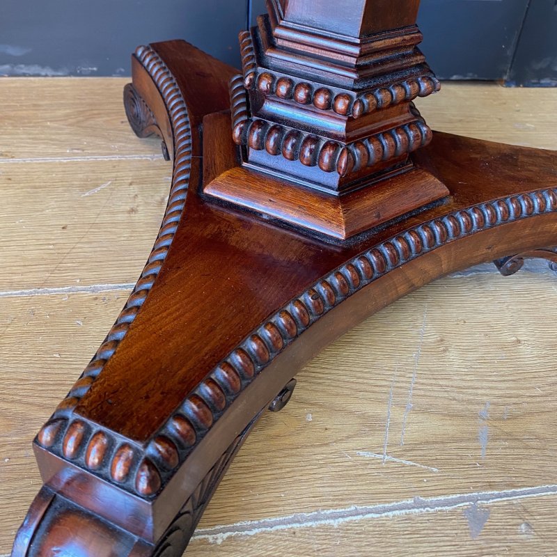 W IV mahogany pedestal side table - Image 13