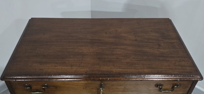 Superb Georgian Mahogany Desk - Image 2