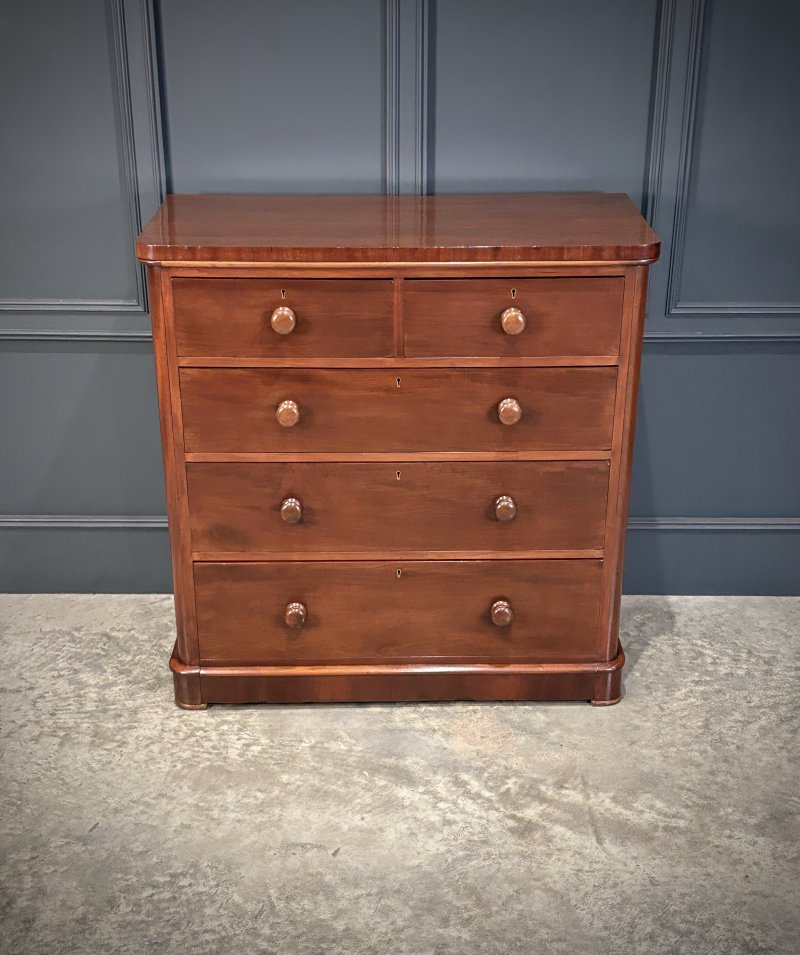 Victorian Mahogany Chest of Drawers - Image 3