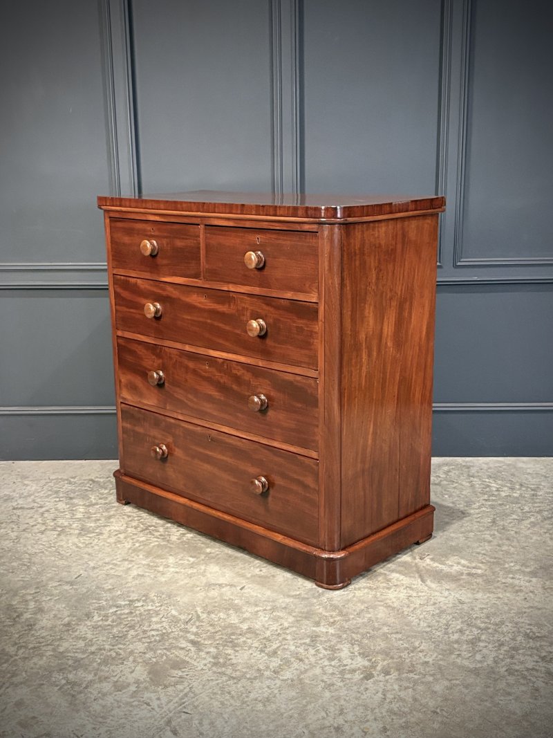 Victorian Mahogany Chest of Drawers - Image 6