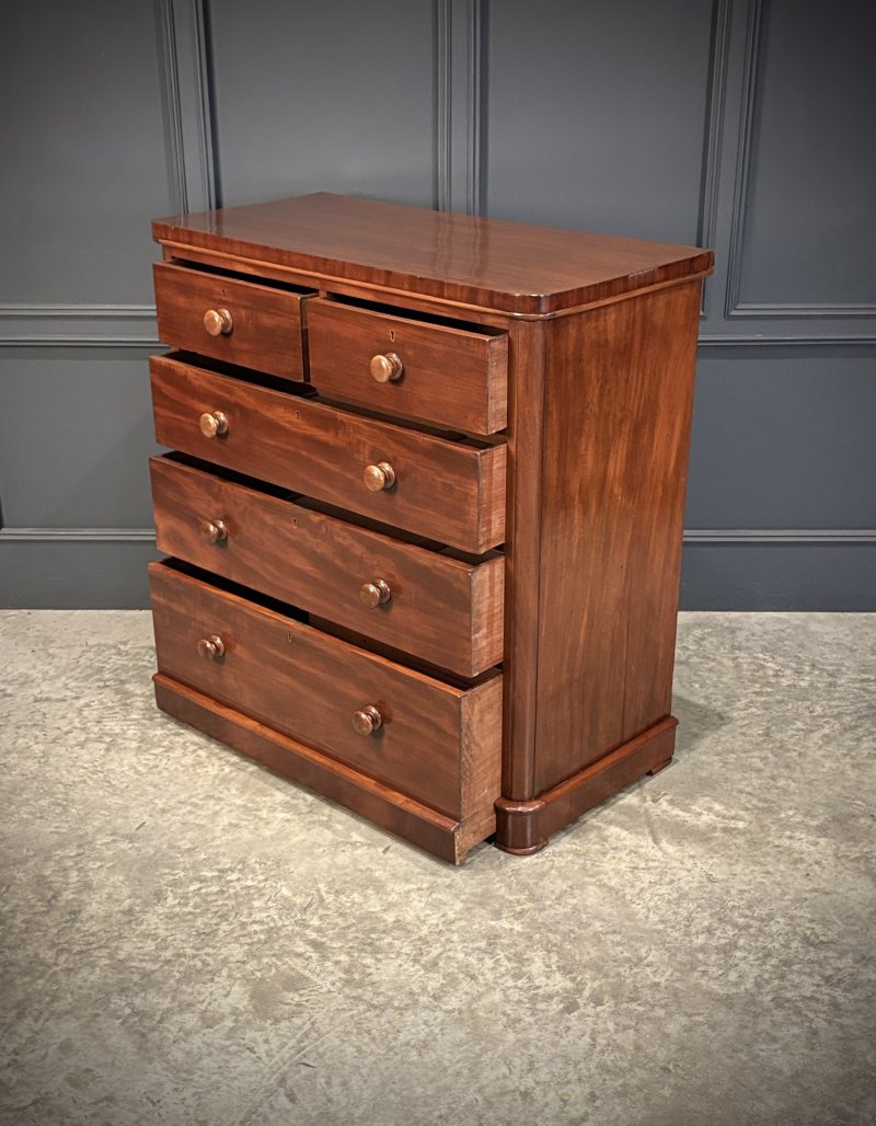 Victorian Mahogany Chest of Drawers - Image 7