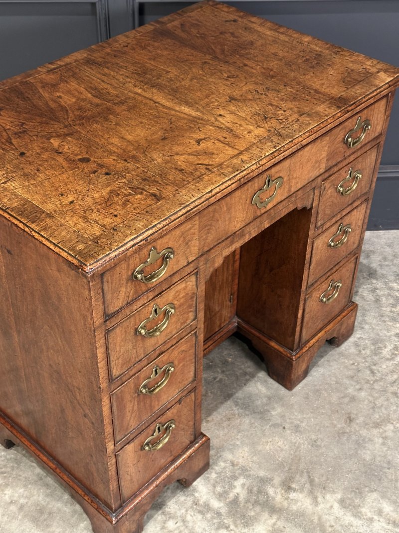 18th Century Walnut Kneehole Desk - Image 9