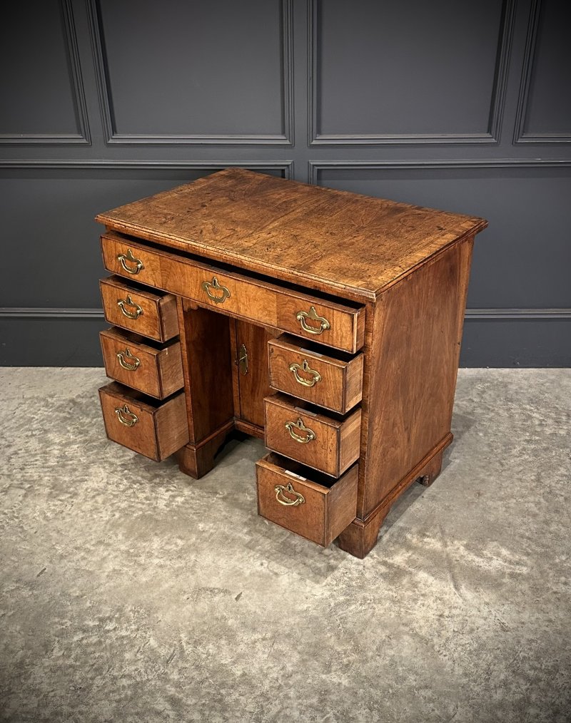 18th Century Walnut Kneehole Desk - Image 10