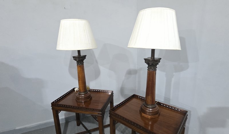 Large Pair Corinthian Oak Lamps - Image 2