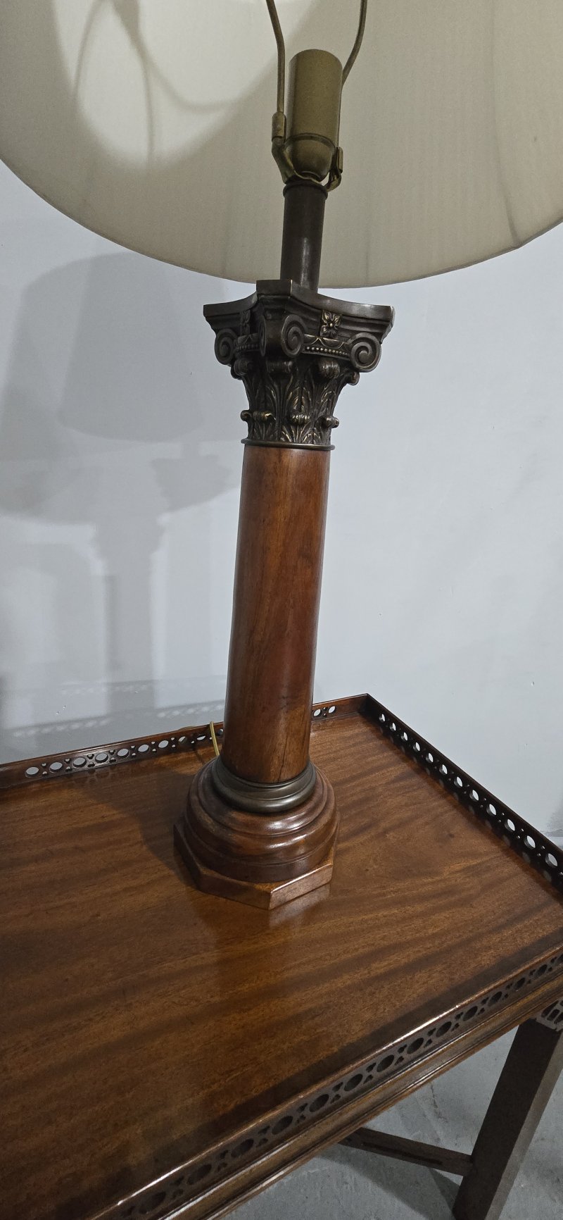 Large Pair Corinthian Oak Lamps - Image 3