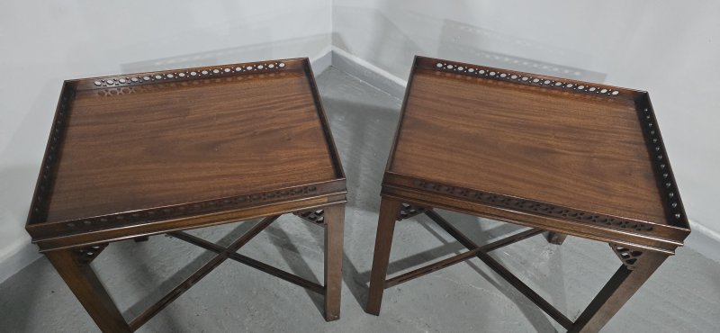 Fine Pair Mahogany Chippendale Side Lamp Tables - Image 8