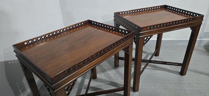 Fine Pair Mahogany Chippendale Side Lamp Tables - Image 9