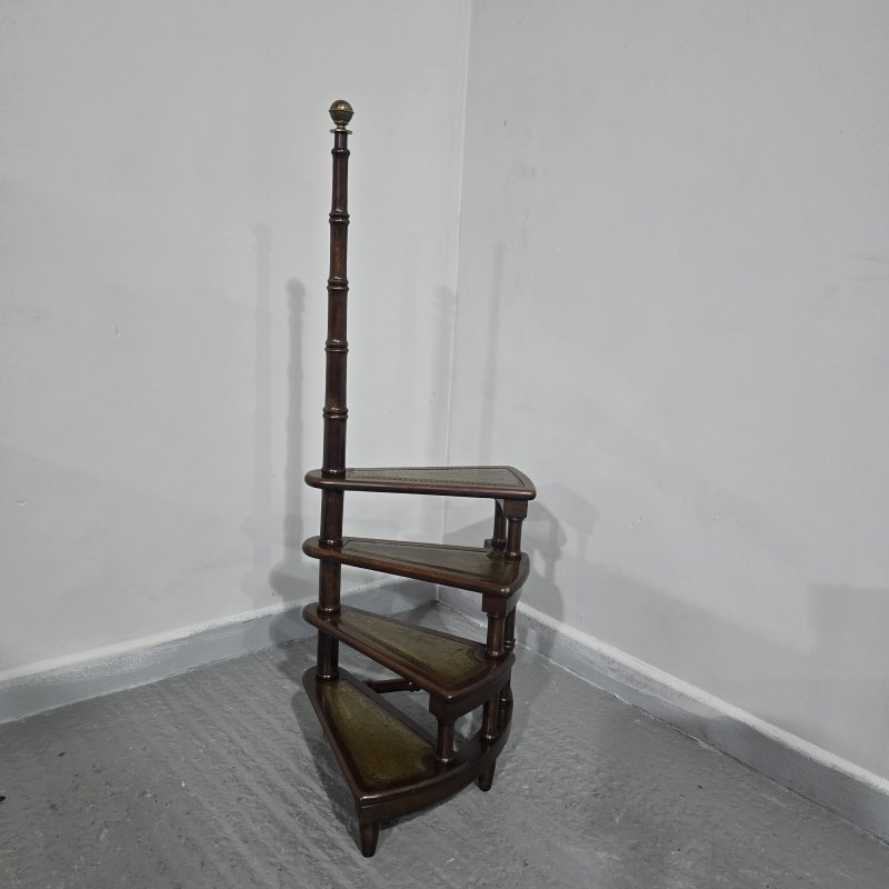 Good Set Mahogany Library Steps - Image 5