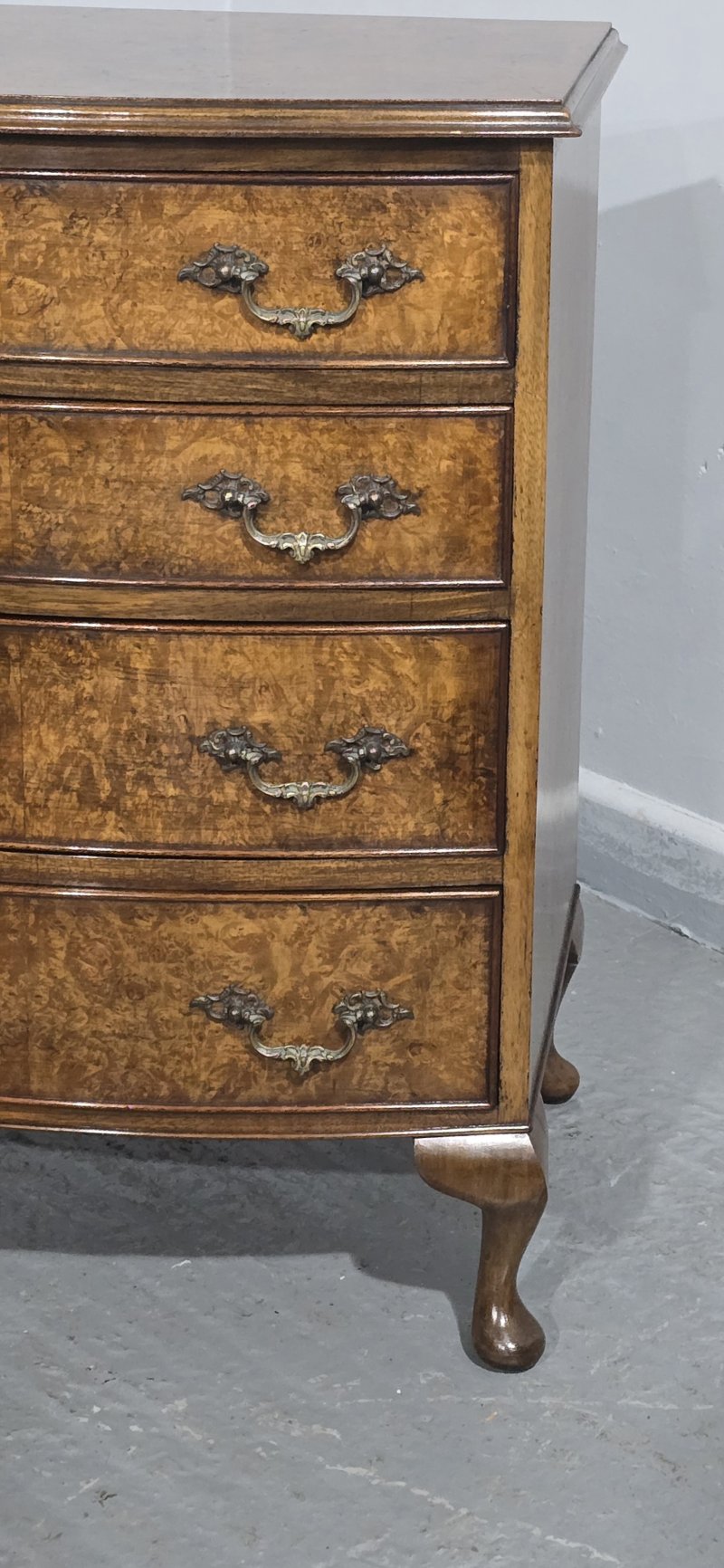 Super Burr Walnut Chest of Drawers - Image 5