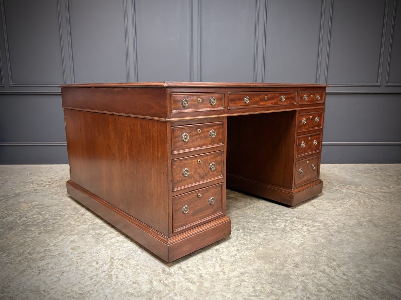 Large Victorian Mahogany Partners Desk - Image 6
