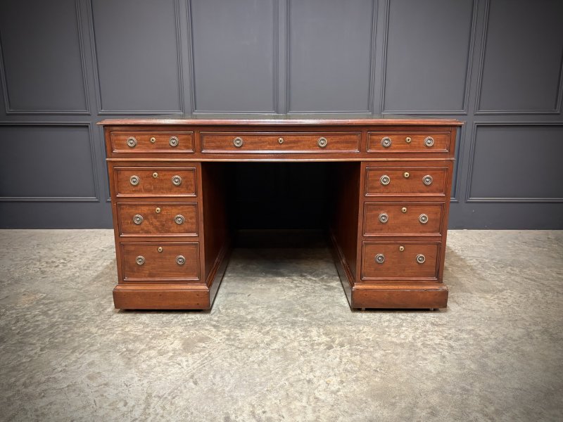 Large Victorian Mahogany Partners Desk - Image 3