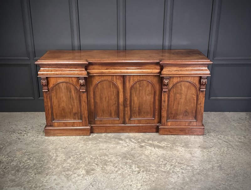 Victorian Mahogany 4 Door Sideboard - Image 3
