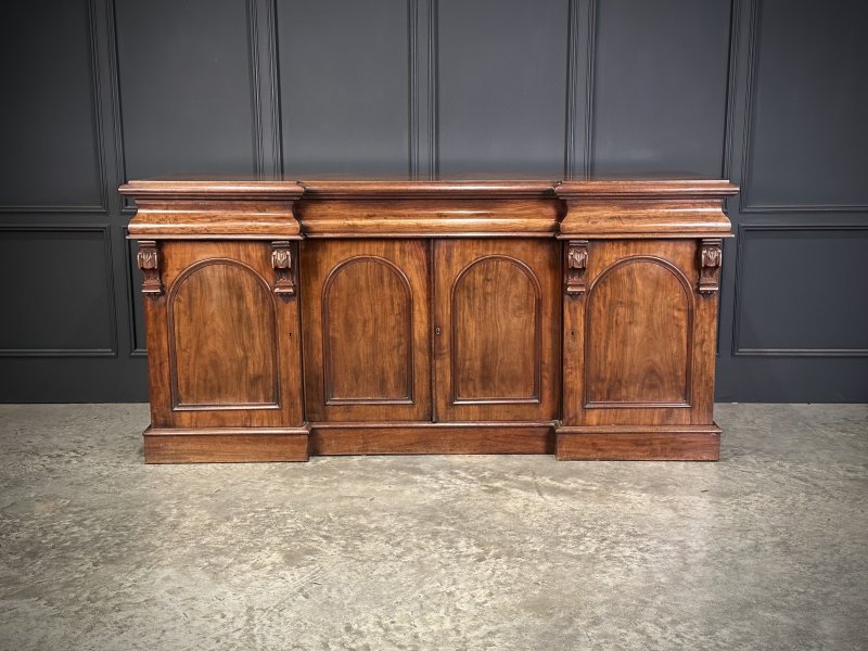 Victorian Mahogany 4 Door Sideboard - Image 4