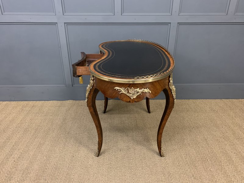 Victorian Kidney Shaped Rosewood Writing Table - Image 15
