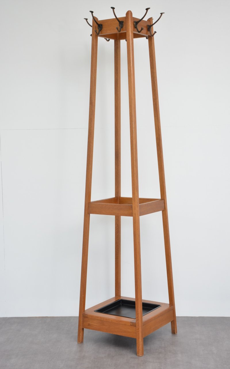 Mid-Century Modern Oak Coat Stand with Integrated Umbrella Holders and Drip Tray - Image 2