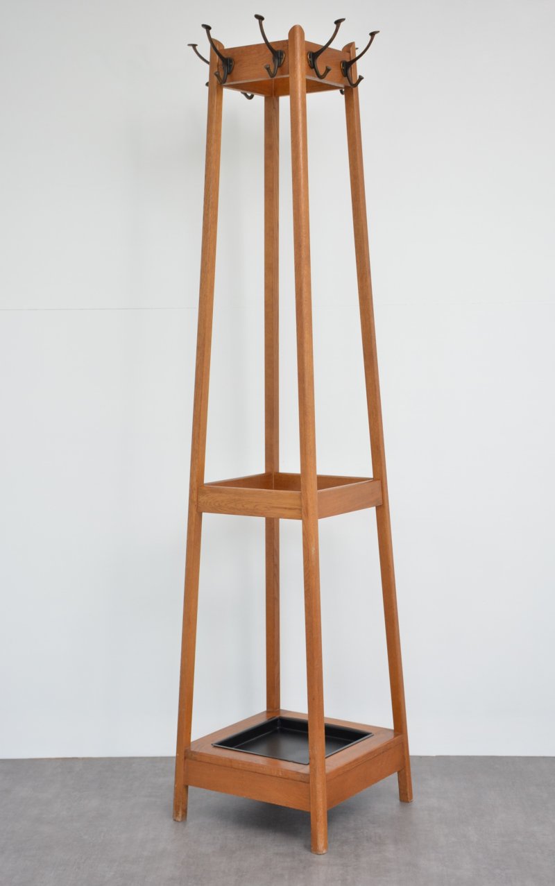 Mid-Century Modern Oak Coat Stand with Integrated Umbrella Holders and Drip Tray - Image 4