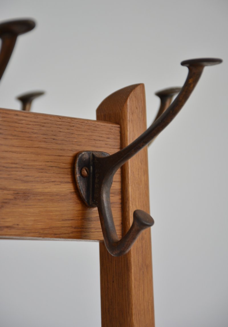 Mid-Century Modern Oak Coat Stand with Integrated Umbrella Holders and Drip Tray - Image 9
