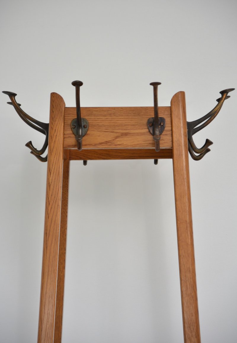 Mid-Century Modern Oak Coat Stand with Integrated Umbrella Holders and Drip Tray - Image 8