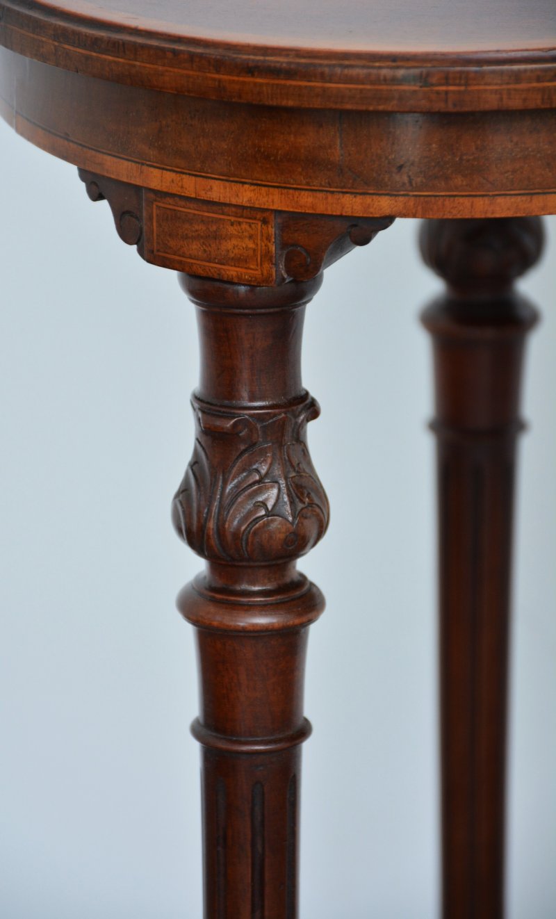 Exhibition Quality Edwardian Inlaid Mahogany Kidney Shaped Side Table - Image 7