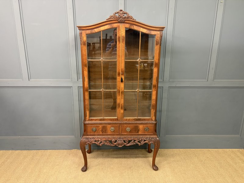 Queen Anne Style Display Cabinet by Maple & Co. - Image 13