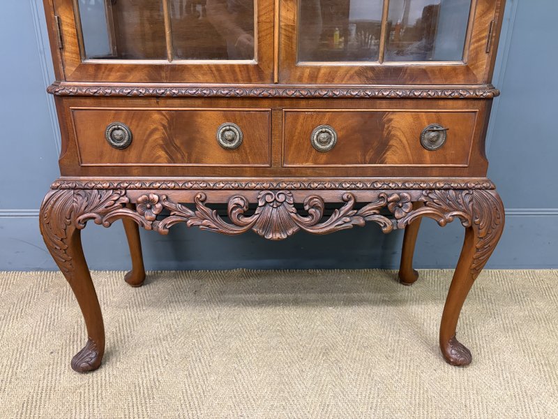 Queen Anne Style Display Cabinet by Maple & Co. - Image 14