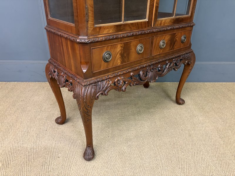 Queen Anne Style Display Cabinet by Maple & Co. - Image 20