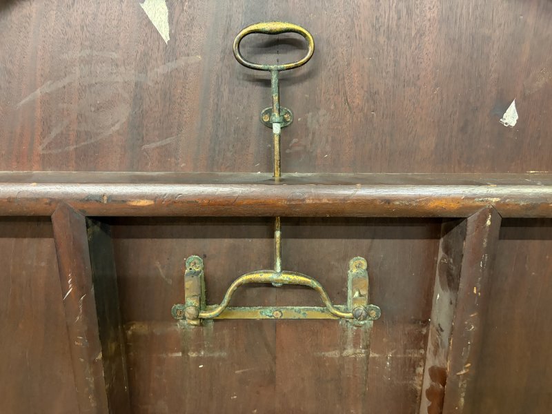 Victorian Rosewood Loo Table - Image 4