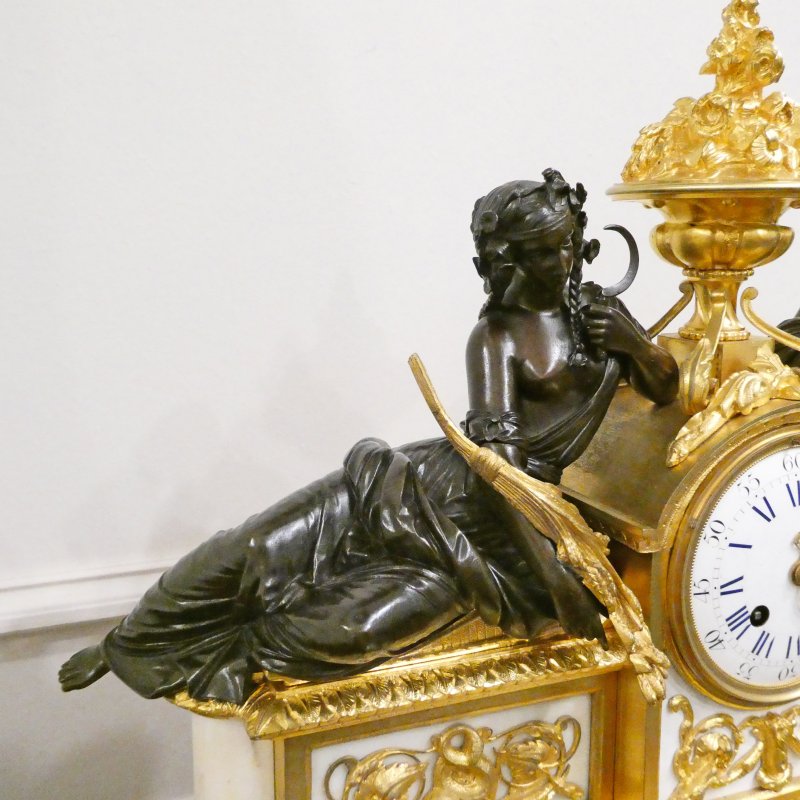 French Louis XVI Style Bronze & Marble Mantel Clock by Vincenti - Image 4