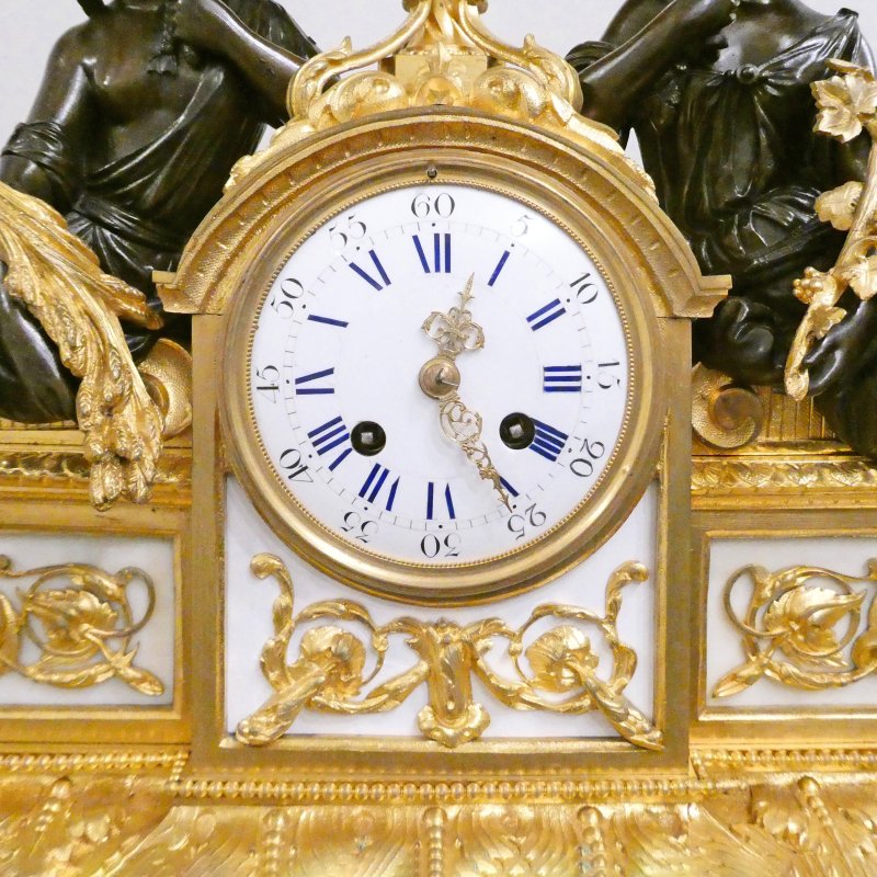 French Louis XVI Style Bronze & Marble Mantel Clock by Vincenti - Image 7