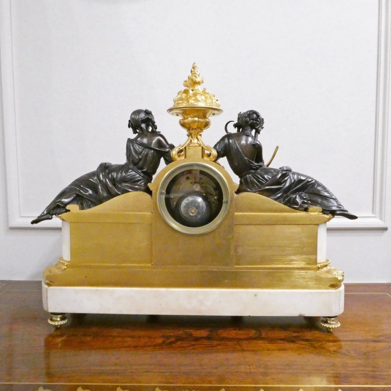 French Louis XVI Style Bronze & Marble Mantel Clock by Vincenti - Image 11