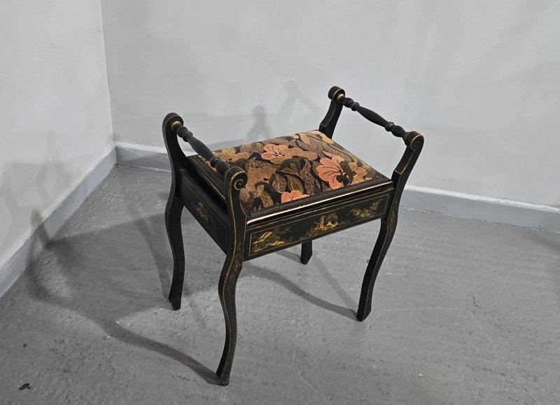 Good Chinoiserie Piano Stool - Image 2