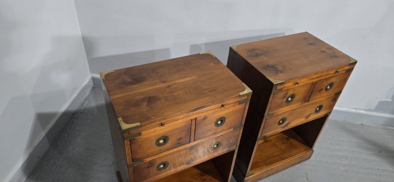 Superb Pair Yew Campaign Bedside Lamp Tables - Image 7