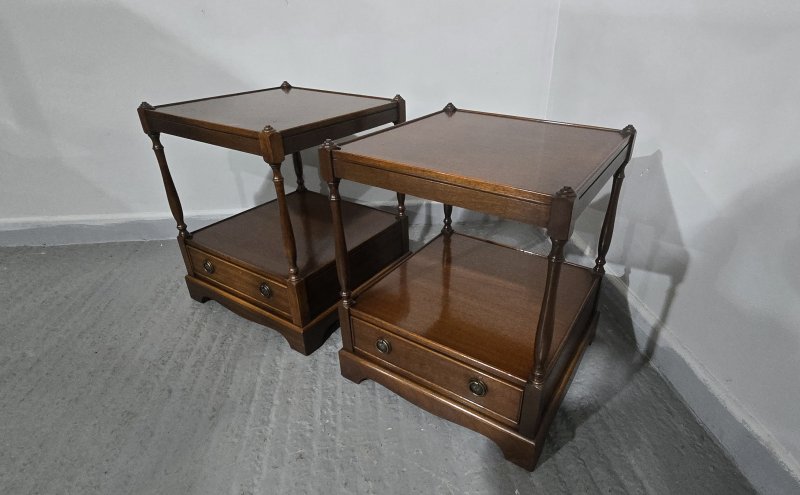 Pair Regency Mahogany Lamp Tables - Image 3