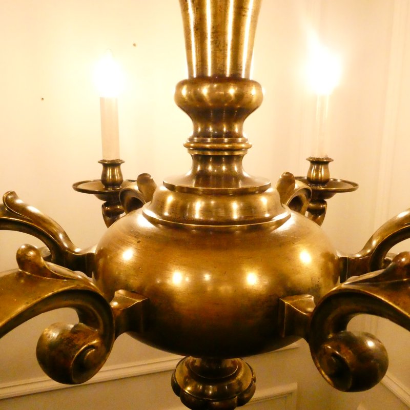 Large Edwardian Brass Chandelier Attributed to Faraday & Son - Image 3