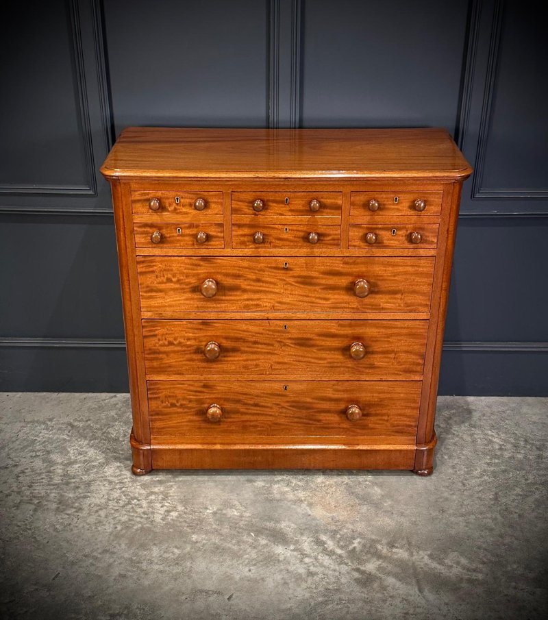 Victorian Mahogany Chest of Drawers - Image 6