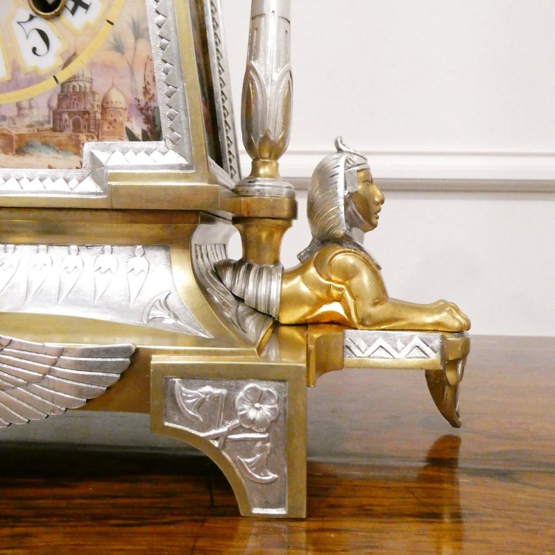 French Egyptian Revival Brass & Silver Gilt Mantel Clock by Richard et Cie - Image 3