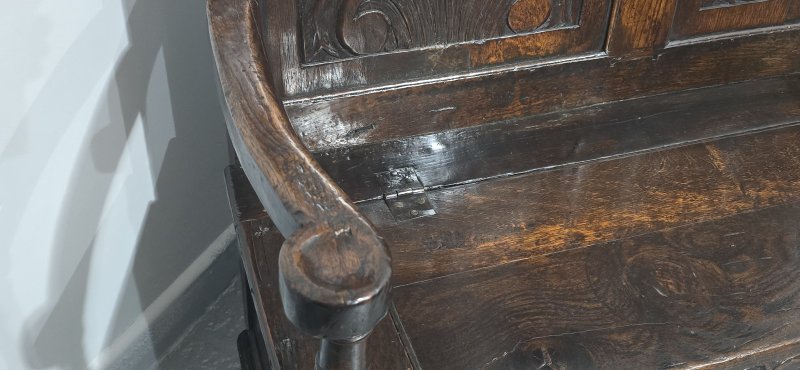 C18th Oak Monks Bench Hall Settle - Image 6