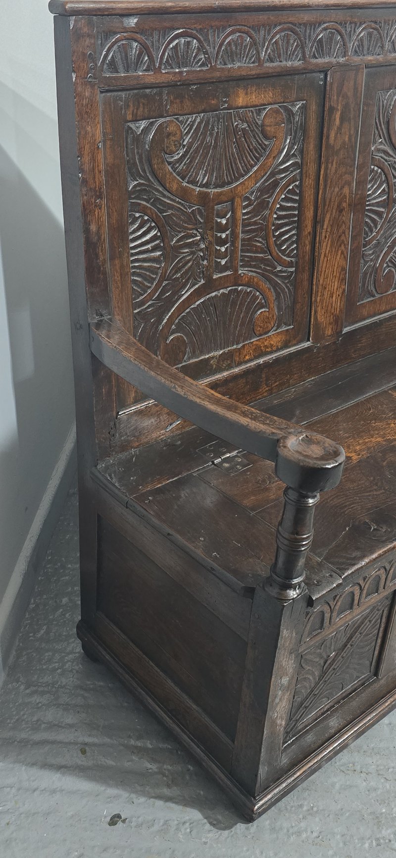 C18th Oak Monks Bench Hall Settle - Image 9
